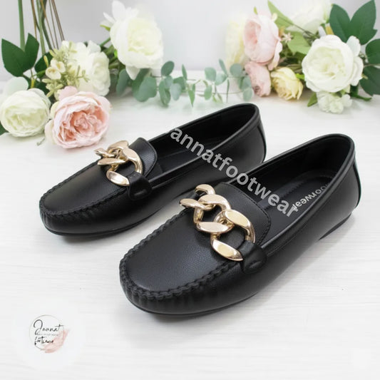 Loafers shoe