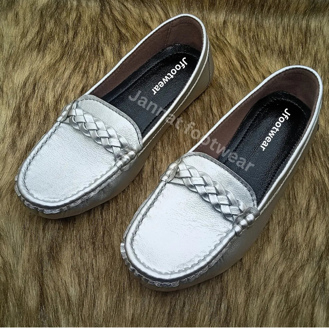 Loafers shoe